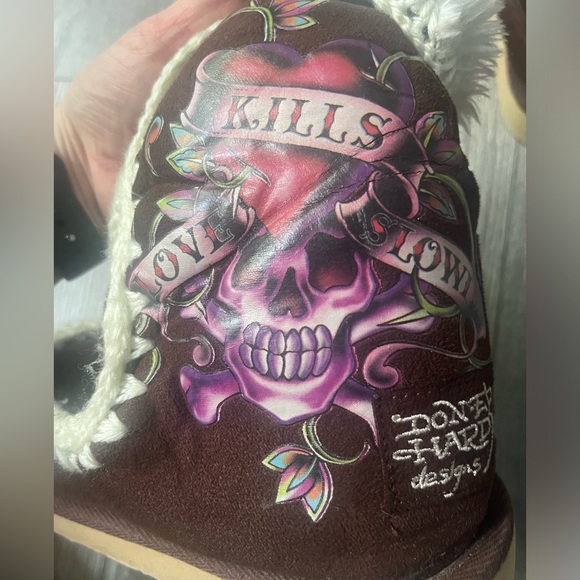 Ed Hardy Love Kills Moccasin Style Boots with Soft Sole Brown with Fur Size 7 - Picture 8 of 10